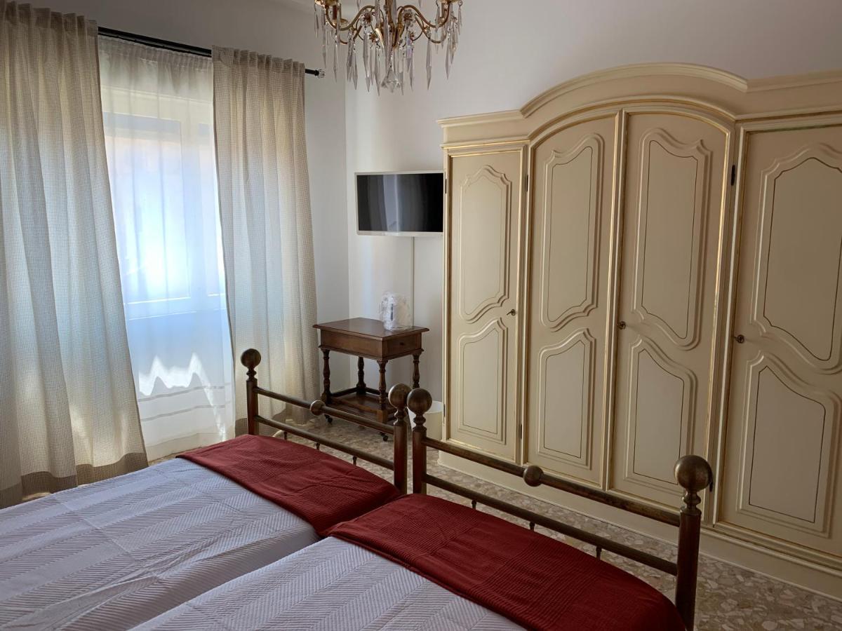 B&B Fiorisol Αουγκούστα Εξωτερικό φωτογραφία